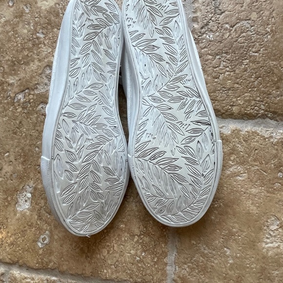 Lilly Pulitzer Sneakers - Picture 2 of 4